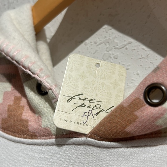 Free People Sweatshirt NWT size Large - Picture 4 of 7